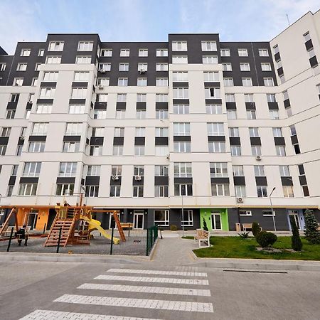 Квартира Для Вас! Вул. Голинського, 8! Apartamento Lviv Exterior foto